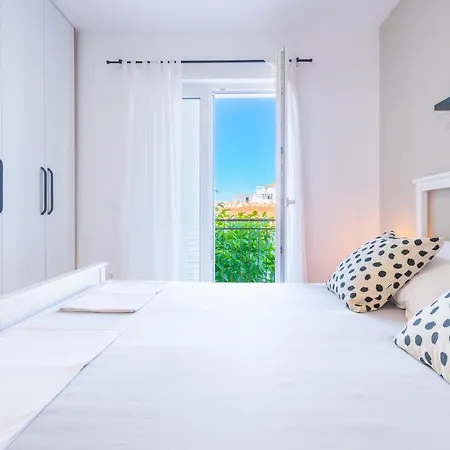 Zora Makarska