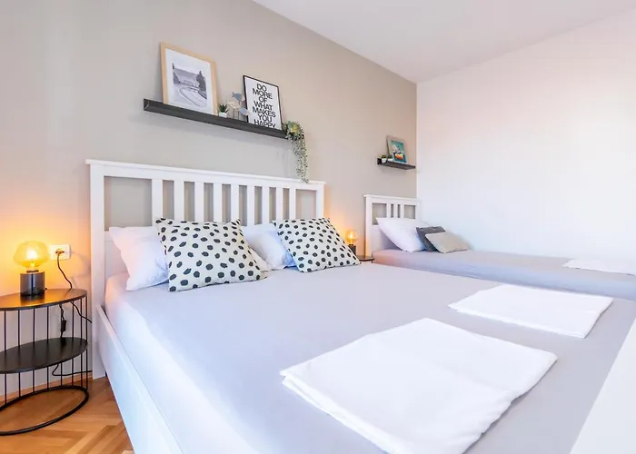 Zora Apartment Makarska